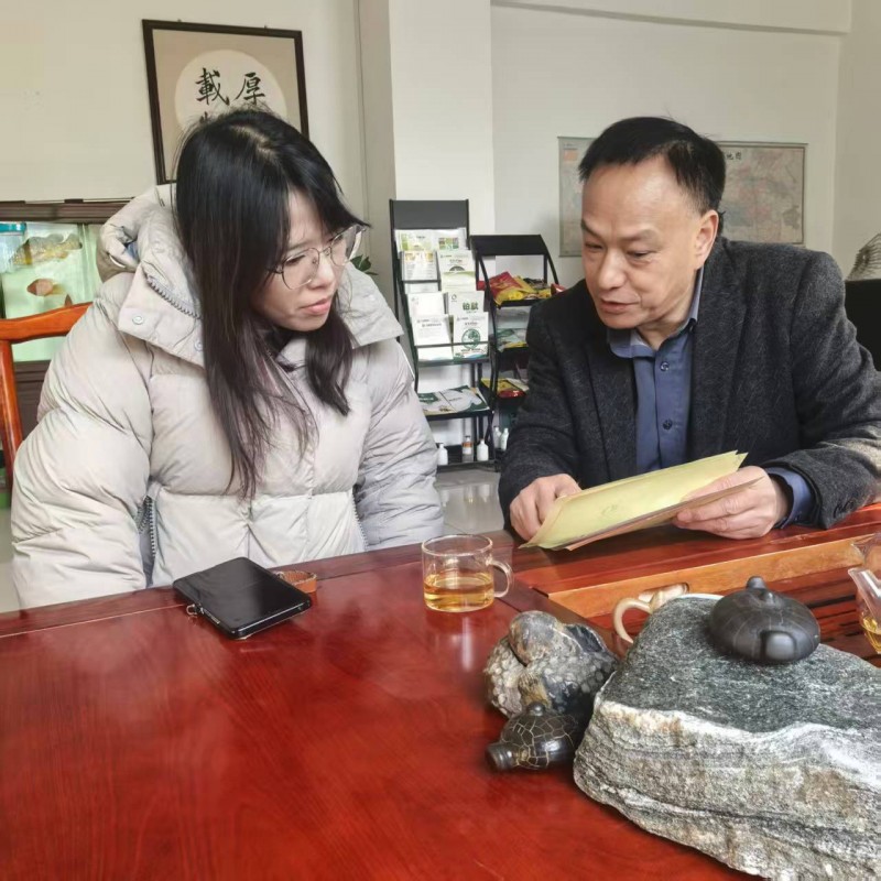 Mr. Cao o Zhejiang ymgynghori Baosheng Feed Factory ar gyfer twristiad